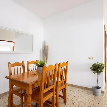 Charming House * 特格斯特