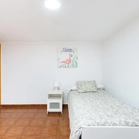 בית נופש Charming House